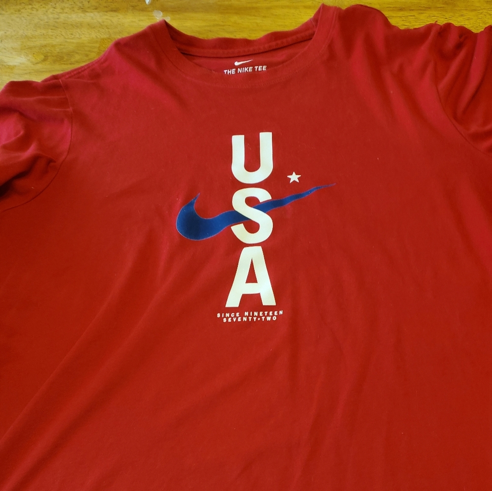 Mens nike shirt
